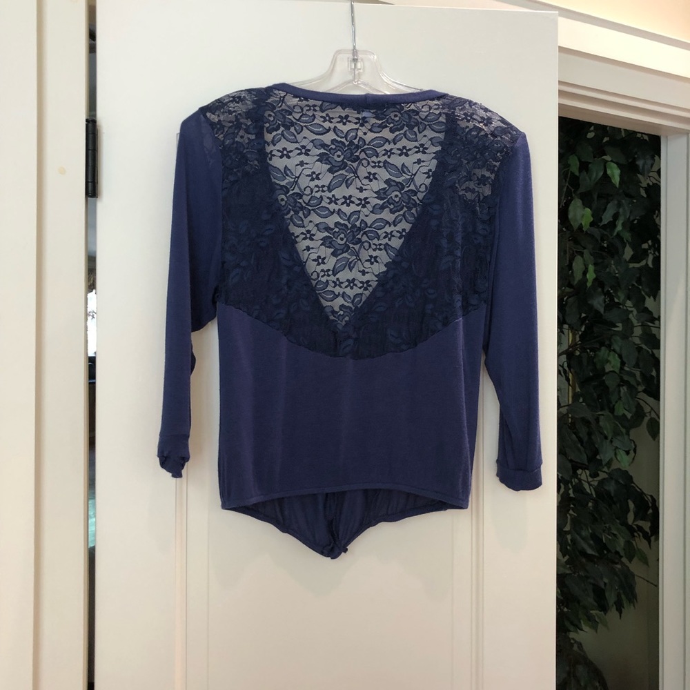 Lace Back Cardigan - Picture 7 of 8